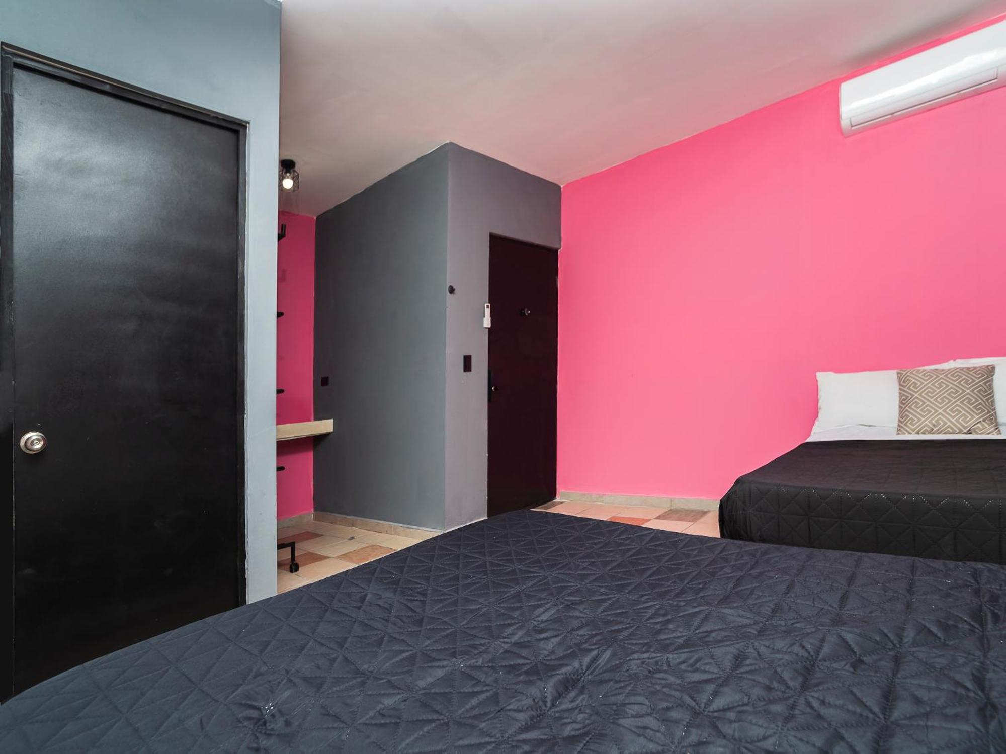 ADHOC Cintermex Hotel Monterrey Luaran gambar